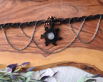 Macrame Solar Eclipse Necklace, fairy jewelry, beach jewelry, hippie jewelry, witch jewelry, macrame necklace, boho style