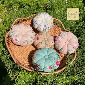 Handmade Embroidered Flower Pincushion, Embroidery Handcraft, Gift and Present for Her, for Mom
