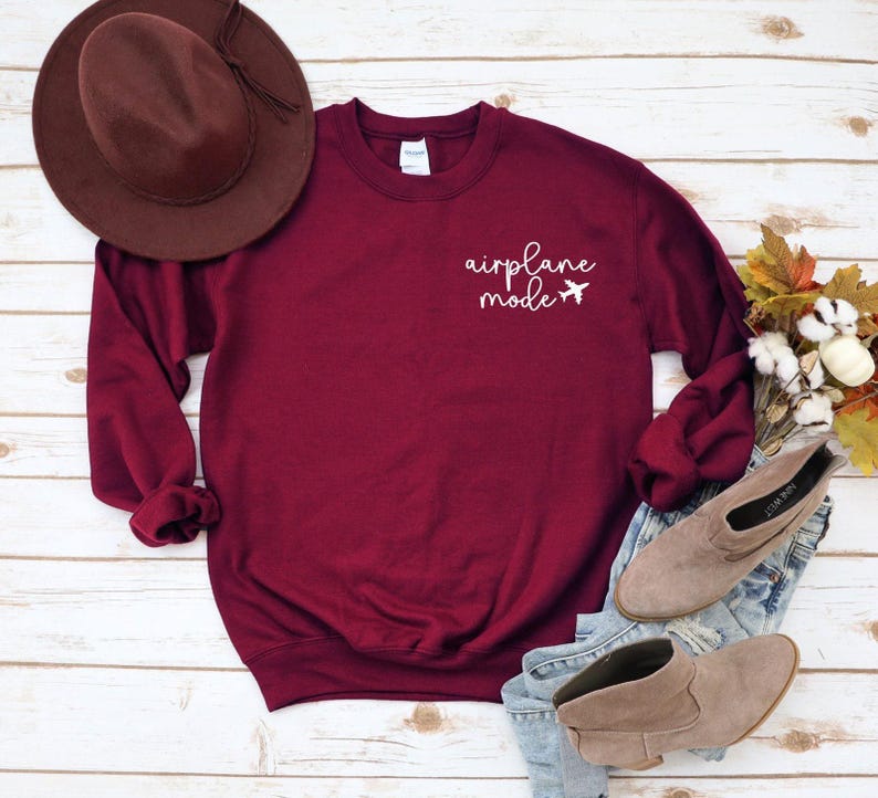Airplane Mode Pocket Sweatshirt, Traveling Women Minimalist Sweatshirt, Adventure Sweatshirt, Vacay Mode Gift Sweatshirt,Holiday Sweatshirts afbeelding 3