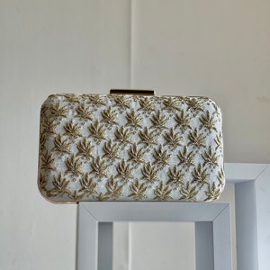 Embroidered white and gold elegant timeless clutch bag | Wedding purse