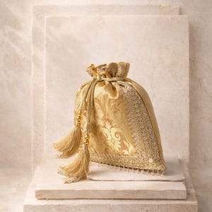 Gold Brokat Potli Tasche, indische Hochzeit Braut Kordelzug Beutel, festliche Abendtasche, bestickter Potli mit Quasten, VORBESTELLUNG