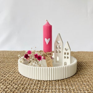 Dekoteller mit Lichthäuschen und einer Kerze, Kerzenteller aus Raysin, Geschenk zum Geburtstag, Taufe, Hochzeit, in Geschenkschachtel