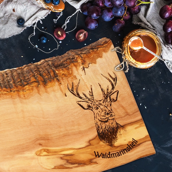 Ontbijtplank van olijfhout met gravure HIRSCH - gepersonaliseerde snackplank broodsnijplank cadeaunaam Waidmannsheil