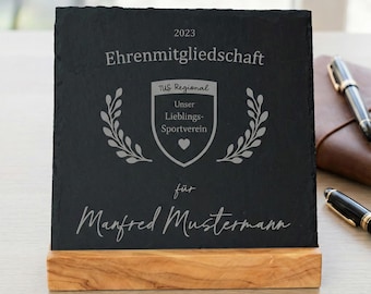 Ehrenmitgliedschaft Schieferplatte personalisiert mit Holzsockel - Auszeichnung Geschenk Verein Sportclub Jubiläum Mitarbeiter 15x15cm
