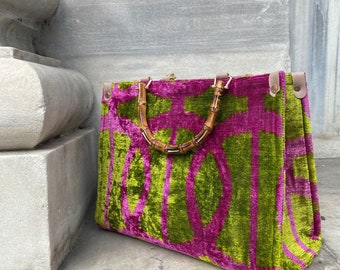 Große Einkaufstasche aus Seide Ikat, Boho Handmade grün pink, große Einkaufstasche, Einkaufstasche aus Seide, Skandinavischen Stil Boho Tasche, Bambus Griff Tote