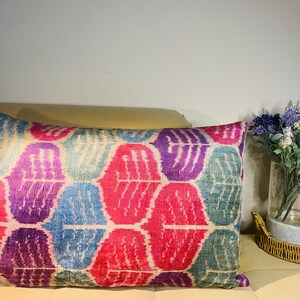 Ikat Kissenbezug, buntes Luxus Kissen Samt Seide Stoff, fashion Wohn Deko, Home Art Kissen, Geschenk für Zuhause, Ottoman Design,