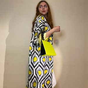 Handmade silk ikat fabric Kaftan kimono jacket coat, natural handmade handwoven uzbek suzani coat jacket, chapan uzbek boho kimono