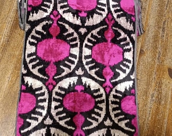 Tela de terciopelo de seda Ikat, textil uzbeko para decoración, tela artesanal de granada para confección o antimacasar, sofá de silla con chal ikat,