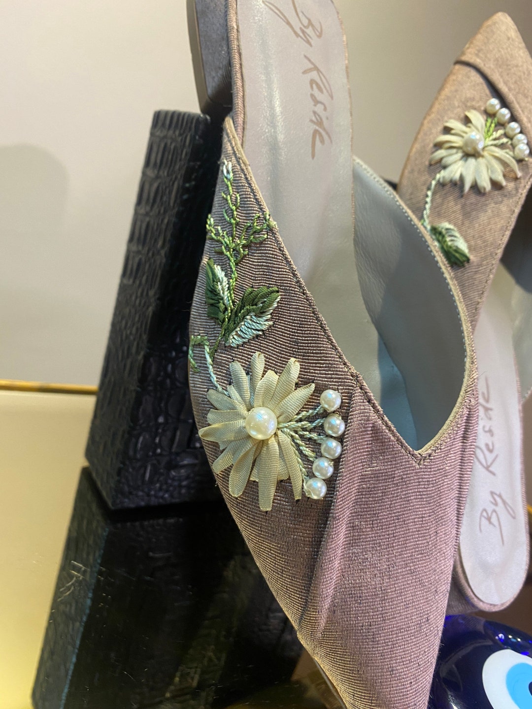 Embridered Silk Special Shoes With Mini Heel, Handmade Handwoven Fabrik