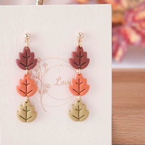 Thanksgiving Earrings - Fall Maple Leaf Dangle Earrings For Women, Lightweight Acrylic Glitter Autumn Jewelry