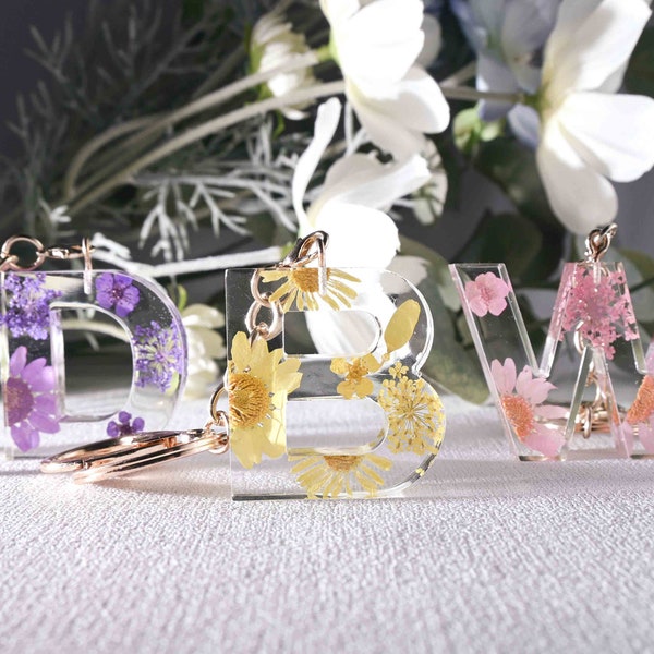 Custom Resin Flower Keyrings | Custom Personalised Keyrings | Gifts for Her | Handmade Gifts | Spring