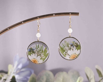 Handmade Dried Daisy Flower Botanical Resin Earrings , Real Pressed Flowers Jewelry Gift for her
