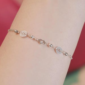 Pulsera con letras de pareja, pulsera con inicial, pulsera de dama de honor, pulsera con letras personalizadas, pulsera de hermandad, regalo del día de la madre, regalo para mejor amiga