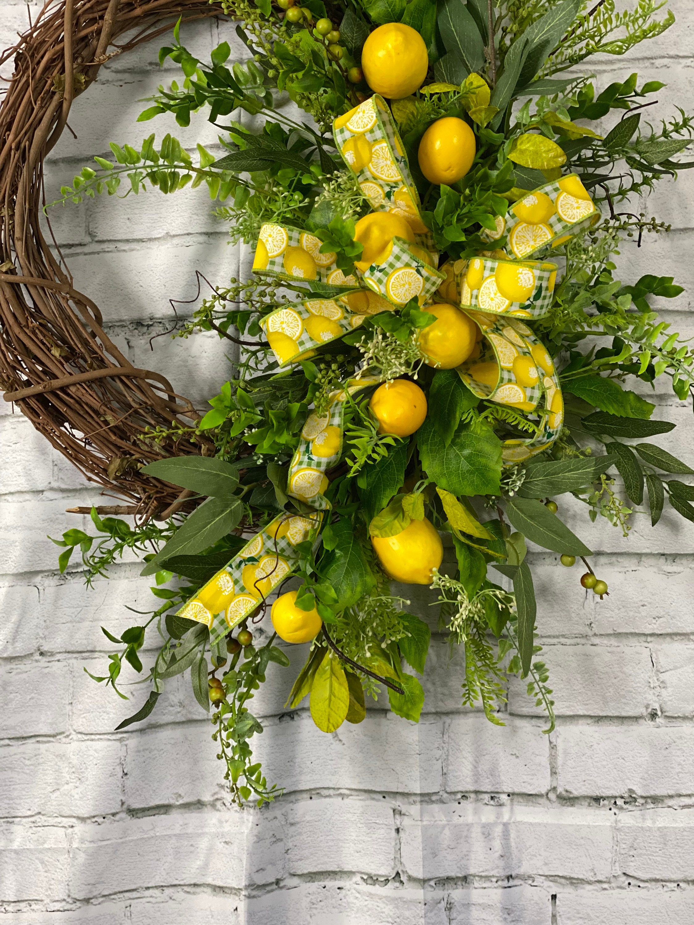 Large Lemon Wreath With Greenery - Etsy