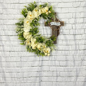 He is risen religious wreath