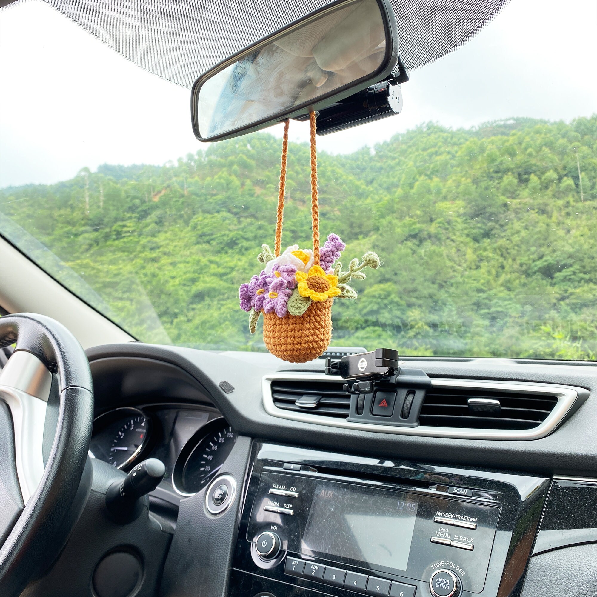 2pcs Waffle Flower Car Mirror Hanging Accessories, Crochet Rainbow Flower  Car Rear View Mirror Accessories, Car Interior Accessory for Women 