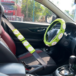 Crochet Daisy Steering Wheel Cover For Women, Green Seatbelt cover, Sunflower Steering Wheel, Cute Steering Wheel Cover For Women