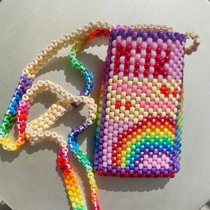 Rainbow Milk Carton Kandi Purse - Y2K Crossbody Bag - Hecho a mano 100% con cuentas