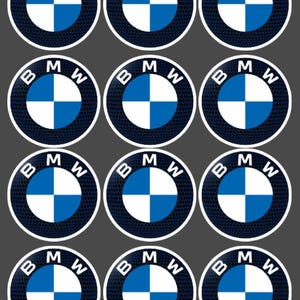Topper per cupcake/torta in carta ostia con logo BMW. PRE-TAGLIATO