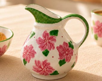 Melkkannetje met roze bloemen, handbeschilderd keramisch servies, mini melkkannetje