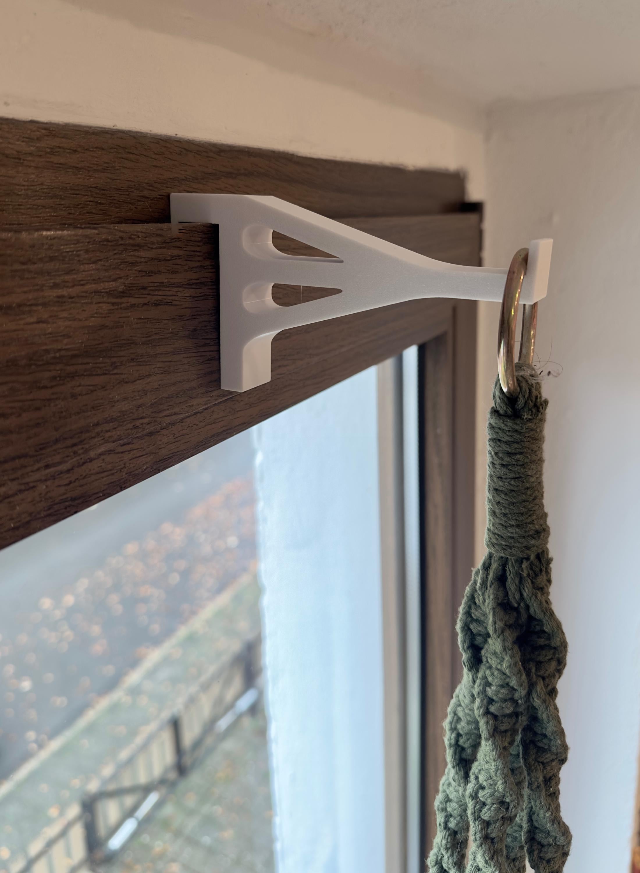 Fensterhaken