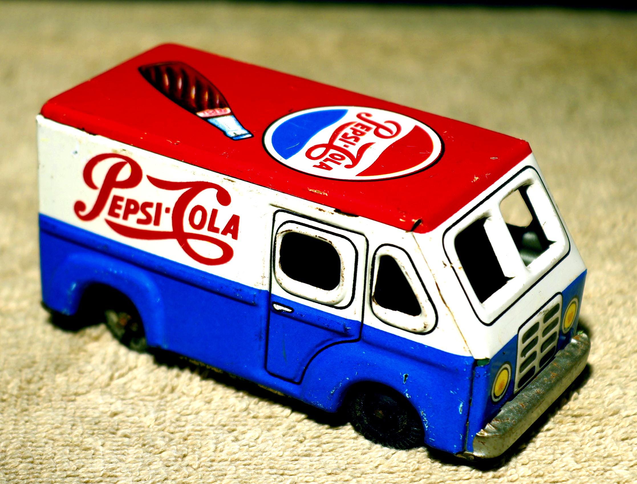 Vintage 1950s Japanese Tin Pepsi-cola Delivery Van Working
