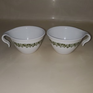 Vintage Corelle Spring Blossom Crazy Daisy Coffee Cups Green