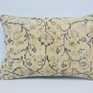 Throw Pillow, Kilim Pillow Cover, 16x24 Beige Pillow Covers, Rug Pillow, Hippie Pillow Cover, Floor Cushion, Holiday Decor Cushion, 1314