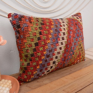 Vintage Kilim Throw Pillow, Handmade Kilim Cushion, 20x28 Gift Pillow, Turkish Kilim Pillow, Purple Pillow, Southwestern Lumbar  Pillow,