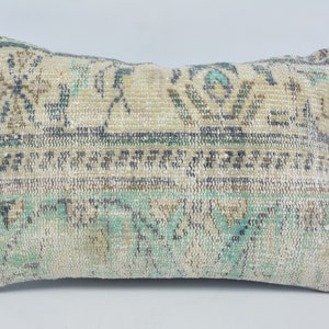Pillow for Sofa, Antique Pillows, Kilim Pillow Cover, 16x24 Beige Pillow, Rug Kilim Pillow, Minimalist Pillow Case, Dog Kilim Pillow, 1251