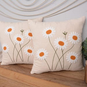 Örngott med broderi från daisy, 16x16, handgjord blommig kudde, 40 x 40 cm, bohemisk vårdekoration, prydnadskudde i naturlig bomull
