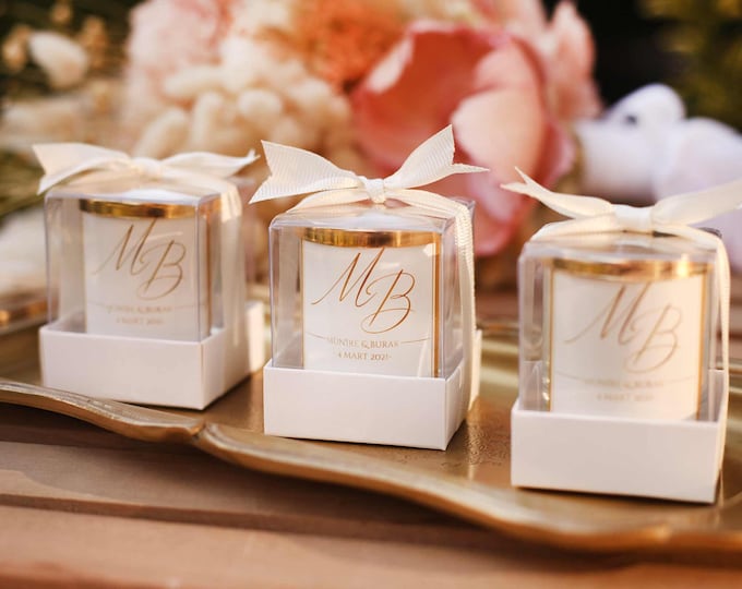 Custom Name Gold Lid Candle, Personalized Wedding Candle, Elegant Engagement Candle, Ribbon Bridesmaid Candle, Luxury Wedding Candle