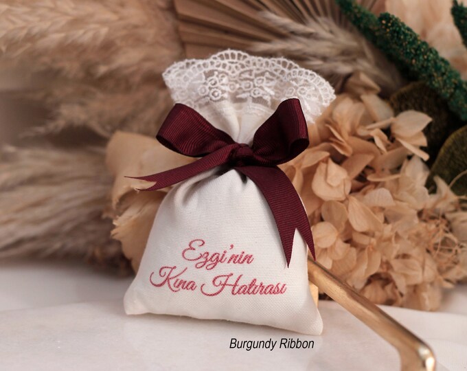 Fragrant Handmade Lavender Sachets | Relaxing Aroma | Wedding Favor Sachets,  French Lavender Dried Petals Flower Wedding Favor