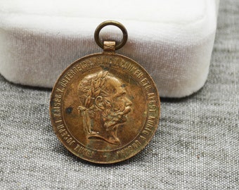 オーストリア＝ハンガリー帝国功労十字章（冠付き） - Etsy 日本