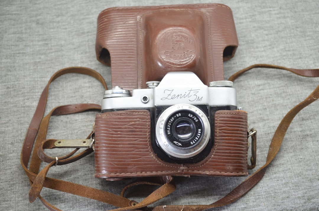 Appareil Photo Argentique Zenit 3M Avec Objectif Industar-50 – Révisé, Fonctionne Parfaitement