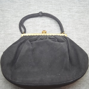 Antique vintage hand bag