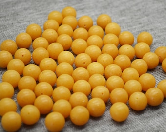 Natural Baltic amber round beads