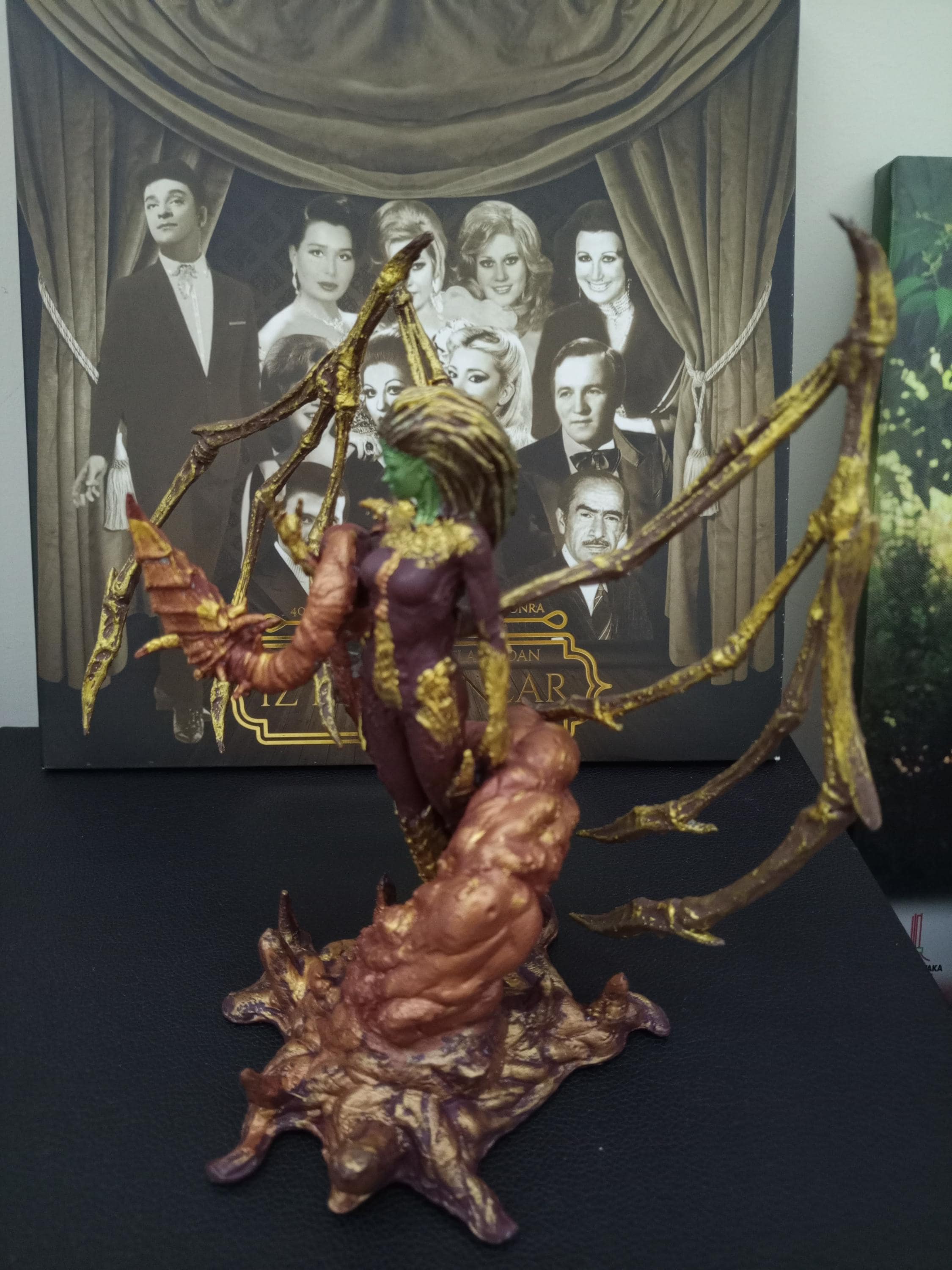 Sarah kerrigan - Etsy 日本