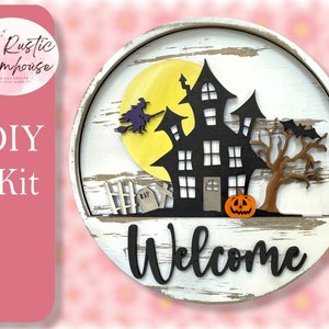 Halloween Haunted House Insert: DIY Interchangeable Door Hanger