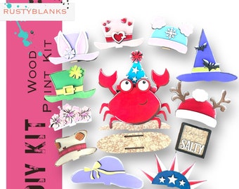 Crab Shelf Sitter: DIY Interchangeable Seasonal Hats Decor