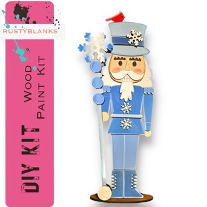 THE NUTCRACKER SHELF - SITTER - PINK main image 1