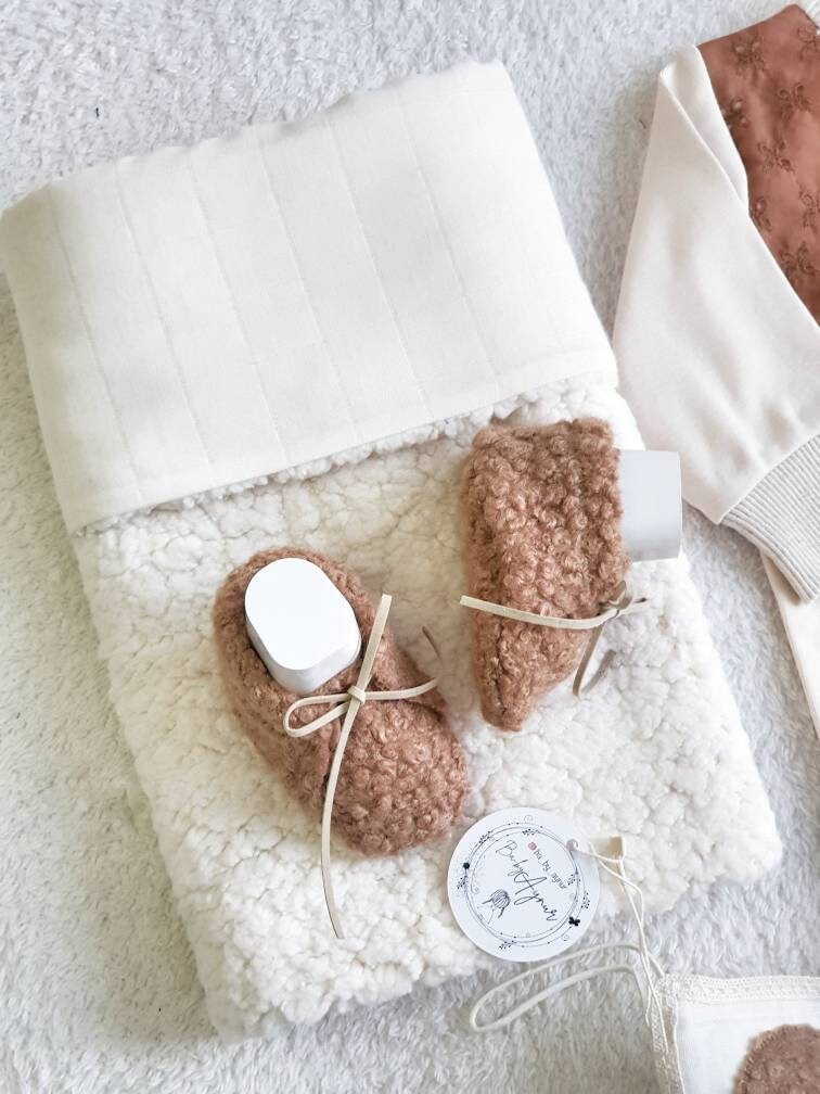 Gender Neutral Baby Gift Box,babyshower Gift,fall Newborn Set,beige ...