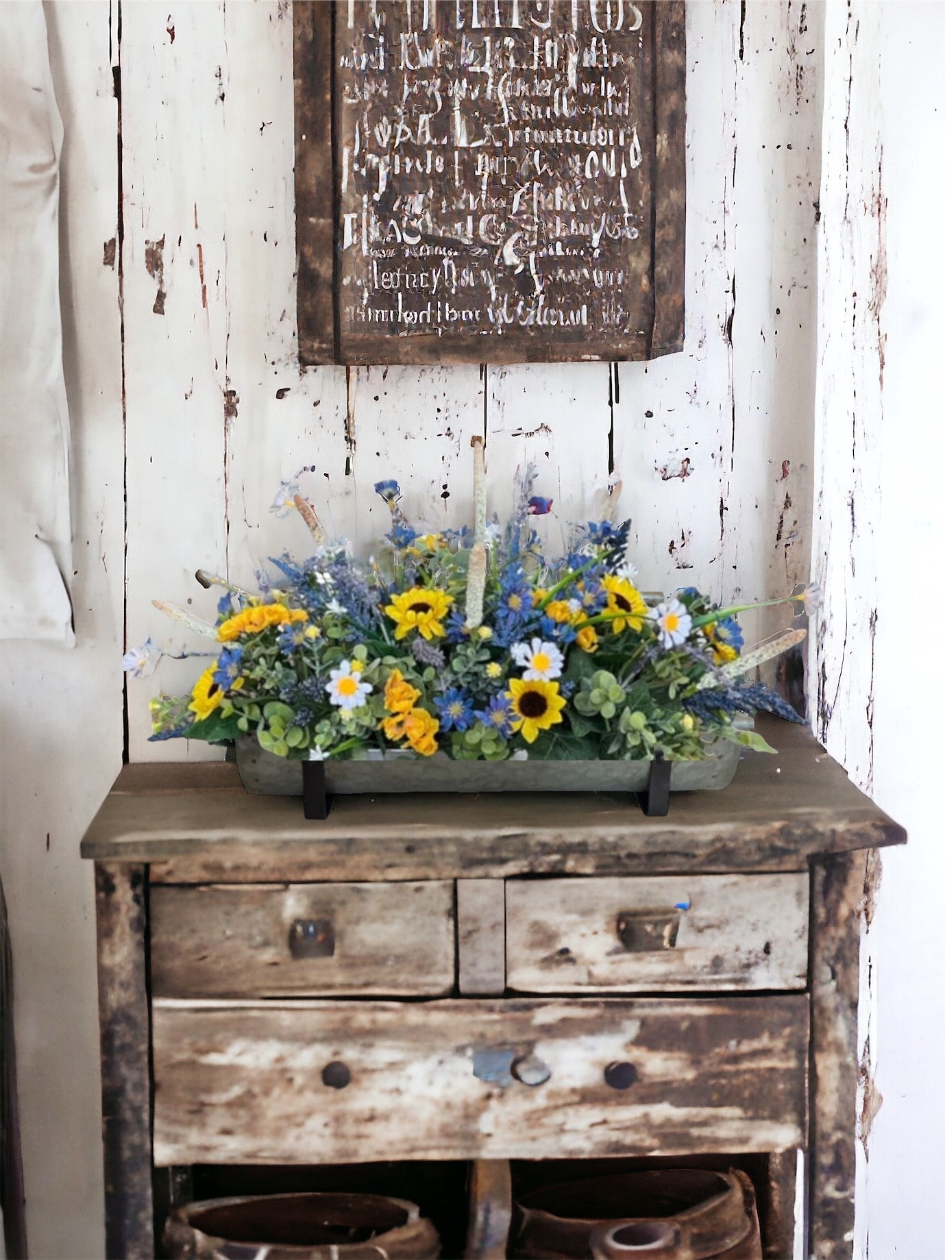 Rustic Farmhouse Long Table Centerpiece