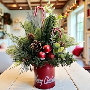 Farmhouse Christmas Arrangement: Holiday Hostess Gift