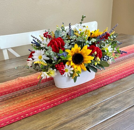 Sunflowers and Daisies Centerpiece, Dining Table Centerpiece, Farmhouse