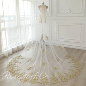 Golden Lace Trim Veil Wedding Cathedral, Shinny Lace Flower Veil With Zircon,Ivory Veil With Golden Lace Flower Trim, Bridal Veil Chapel