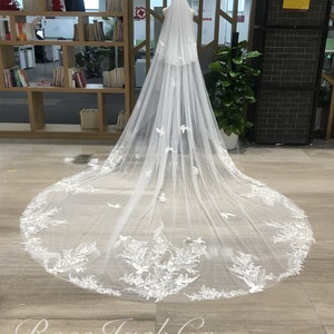 Embroidered flowers and birds Wedding Veil, Veil Wedding Cathedral, Two Tier Veil With Blusher, Embroidery Ivory Veil With Comb, Bridal Veil