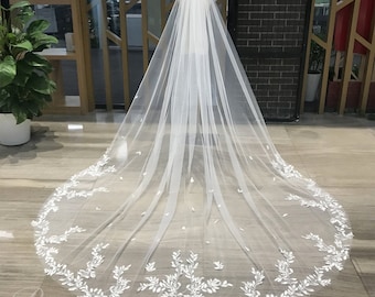 Veil  Wedding Plant Leaves Elegant Embroidered Leaves Bridal Veil Lace Floral 1 Tier Ivory Long Veil With Comb Veil Cathedral Fingertip
