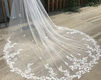 Veil Wedding Embroidered Plant Leaves Elegant Leaves Bridal Veil Lace Floral 1 Tier Ivory Long Veil With Comb Veil Cathedral Fingertip