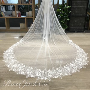 Butterfly Veil Wedding, One Tier Veil With Soft Butterfly lace trim, Custom Bridal Veil Butterfly, Veil Wedding Chapel Cathedral, Ivory Veil